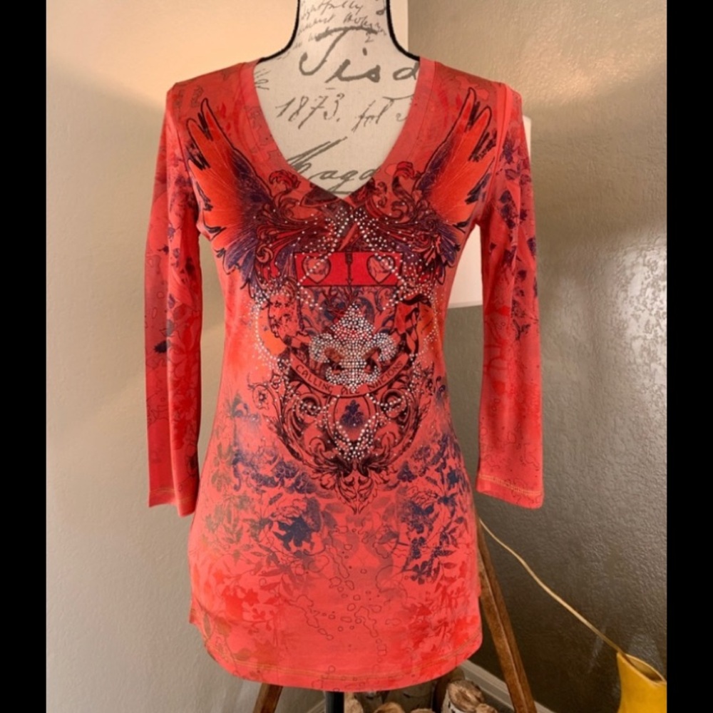 5 for $25 Long sleeve size small